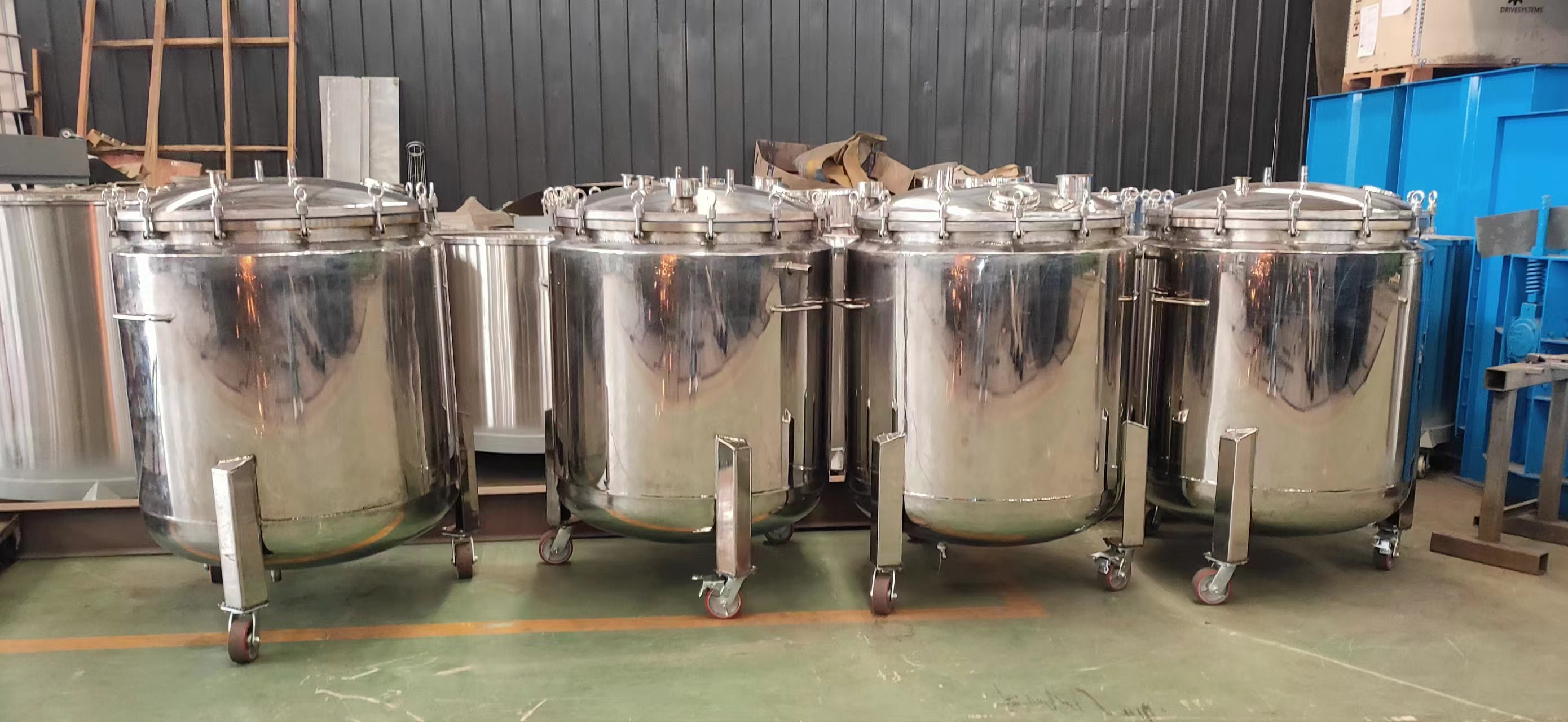 加氫反應(yīng)釜應(yīng)用范圍及結(jié)構(gòu)特點 加氫反應(yīng)釜應(yīng)用范圍及結(jié)構(gòu)特點